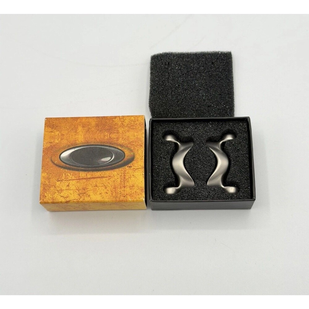 Oakley Saddleback Watch Honed Steel End Links Set OEM New in Box (Authentic)